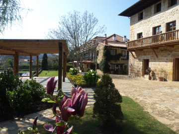 Complejo Rural Spa Hosteria El Pomar Comillas Luaran gambar
